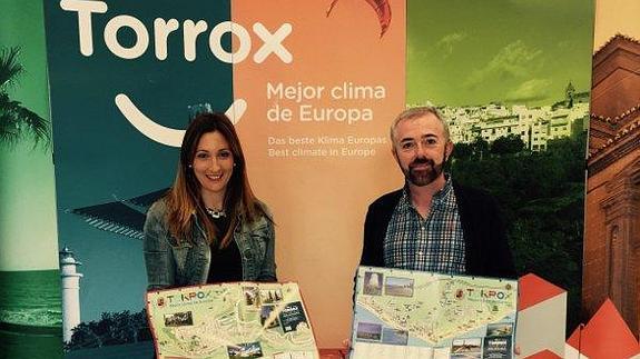 Torrox elabora un nuevo plano turístico a raíz de los trabajos de actualización del padrón municipal