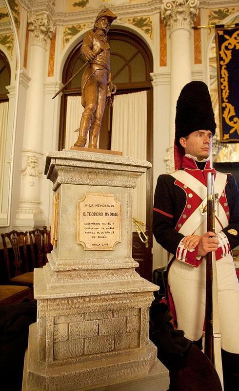 El monumento a Teodoro Reding toma forma