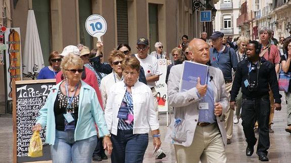 El auge turístico obliga a Málaga a pensar un modelo para evitar la saturación