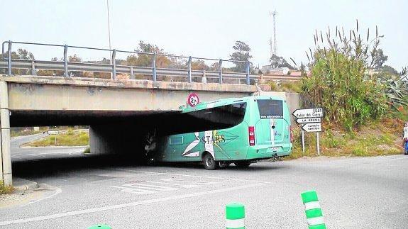 El conductor del autobús: "Calculé mal"