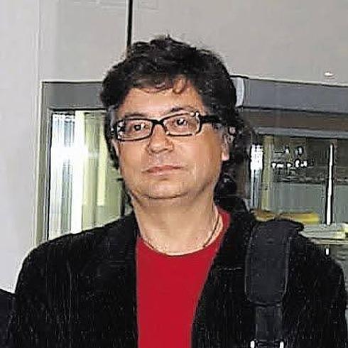 Jesús Aguado gana el Premio de Poesía Manuel Alcántara