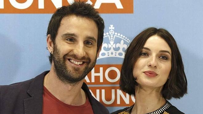 Dani Rovira y María Valverde se dan el "sí quiero" en 'Ahora o Nunca'