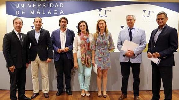 Un convenio impulsa el Premio Alcántara de Periodismo