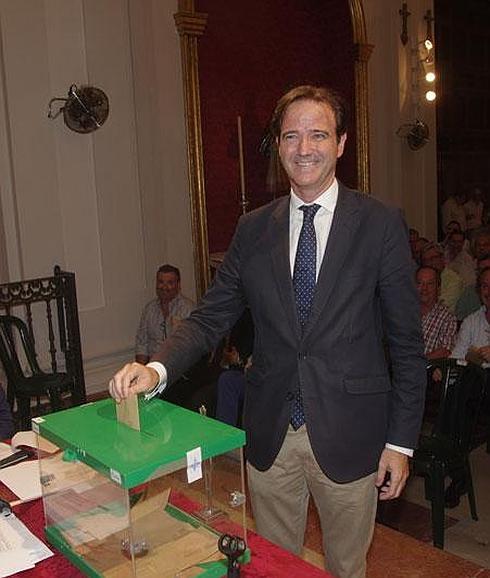 Pablo Atencia, nuevo presidente de la Agrupación de Cofradías de Málaga