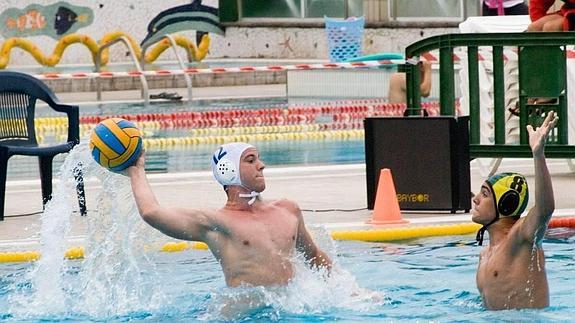 Un jugador de equipo en mayúsculas