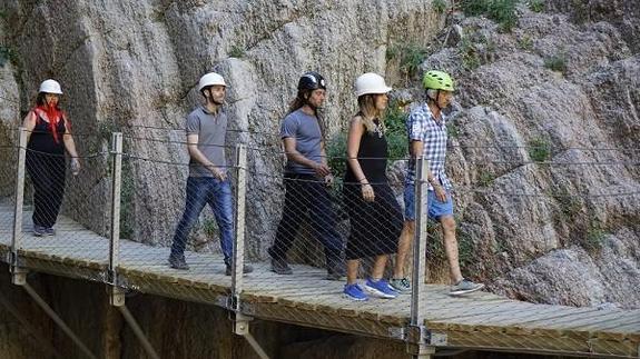 Jesús Calleja hace el primer 'Google Street View' del Caminito del Rey