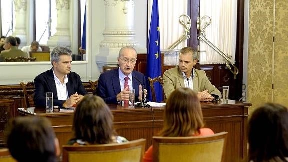 El Ayuntamiento repartirá alimentos entre 1.311 niños en riesgo de exclusión social