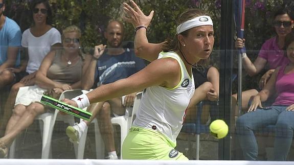 Carolina Navarro pierde en cuartos del Málaga Master