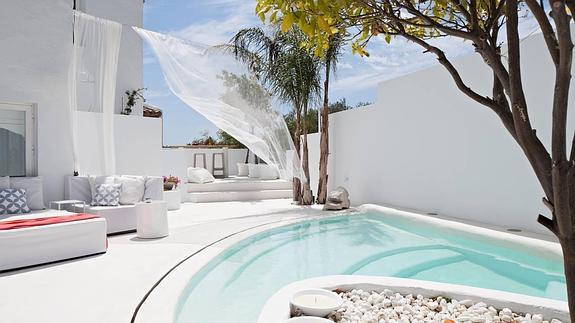 ¿Quieres visitar las casas más refrescantes y elegantes de Málaga?
