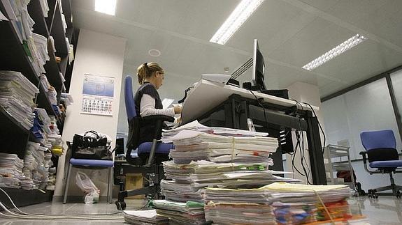 La Junta sigue sin cubrir las bajas de los funcionarios y pone al límite los juzgados
