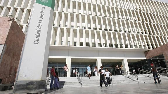 Cientos de afectados por una estafa llevan doce años esperando el juicio