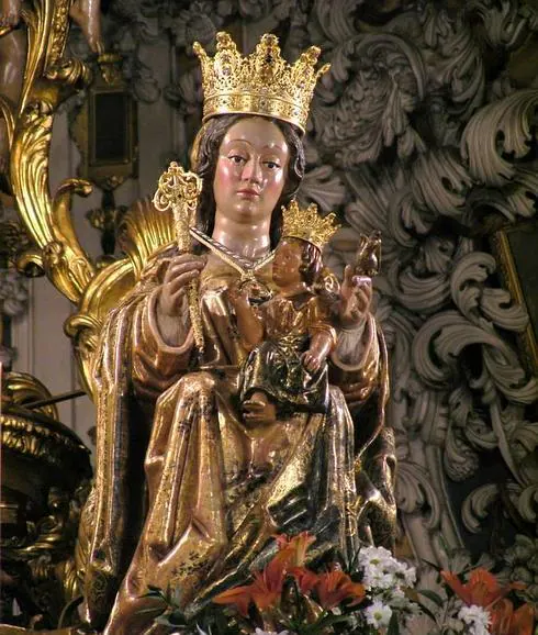 La Virgen de la Victoria recorre hoy las calles de Málaga | Diario Sur