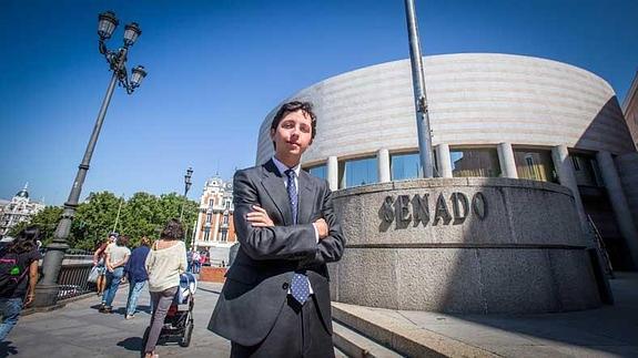 «Me presento al Senado para suprimirlo»