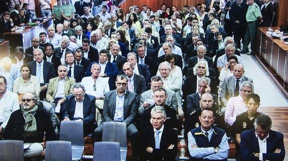 La Fiscalía reconoce sus limitaciones para luchar contra la corrupción y el blanqueo