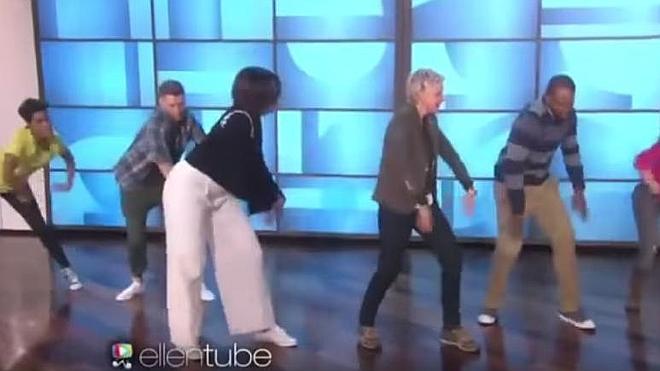 Michelle Obama se adelantó a la vicepresidenta bailando a Bruno Mars