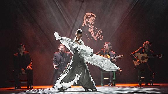 Sara Baras vuelve a Málaga con su homenaje a los maestros del cante y el baile flamenco