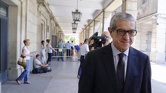 La Audiencia de Sevilla rechaza el recurso de Medel y lo mantiene en el 'caso de los ERE'