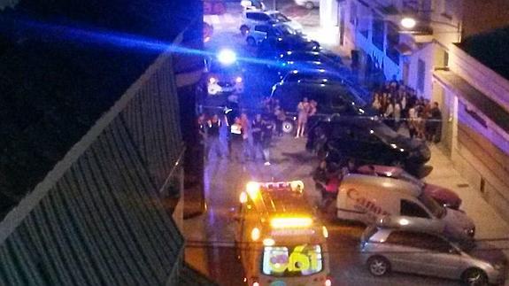Un guardia civil reduce a tiros a un hombre que le atacó con un cuchillo