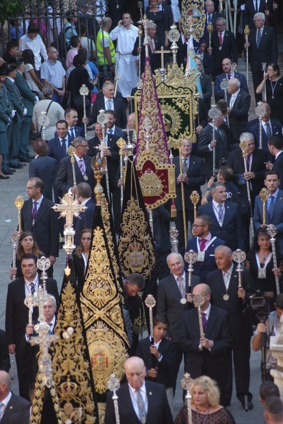 El Gobierno pone la lupa sobre las cofradías y sus directivos