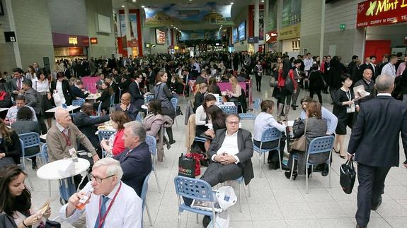 Las aerolíneas ofrecen 1,3 millones de plazas para volar entre la Costa y Reino Unido