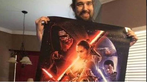 Un enfermo terminal hace realidad su gran sueño antes de morir: ver la nueva película de 'Star Wars' en su casa