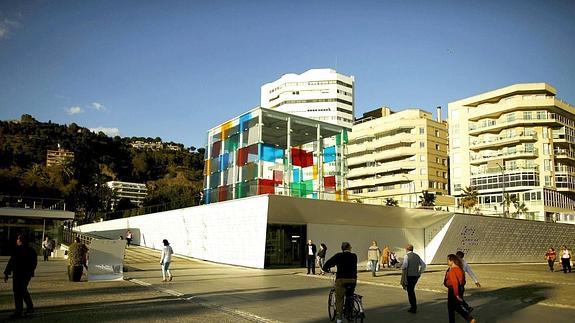 Las cafeterías de los nuevos museos se ponen en marcha a los ocho meses de abrir