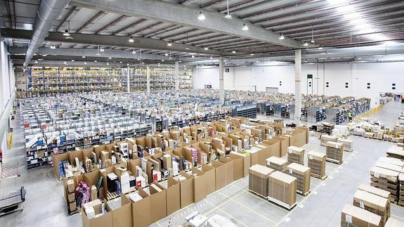 Amazon contratará a mil personas al duplicar su centro logístico en Madrid