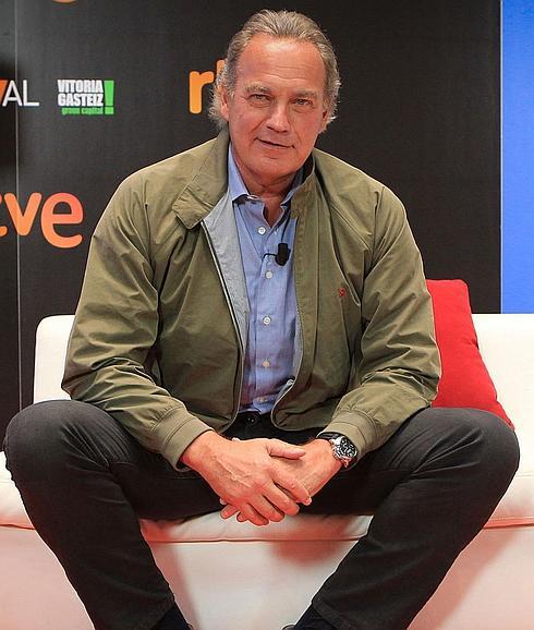 Bertín Osborne se calienta en la radio