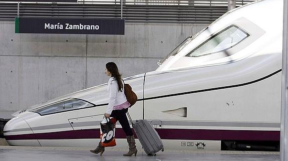 Renfe celebra el 'Black Friday' con billetes baratos de AVE desde 13 euros