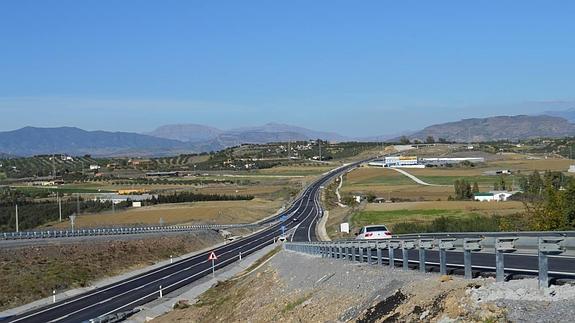 «Si los vecinos no nos hubiéramos movido, aquí no habría carretera»