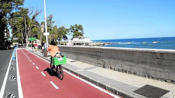 Junta y Ayuntamiento no encuentran la forma de llevar el carril bici a El Palo