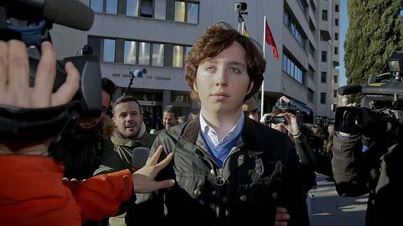 Denuncian que un policía local imputado defiende al pequeño Nicolás en Gran Hermano VIP