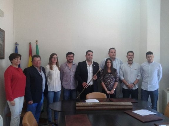 IU y Más Pueblo arrebatarán la alcaldía de Cuevas del Becerro al PSOE tras casi ocho meses de mandato