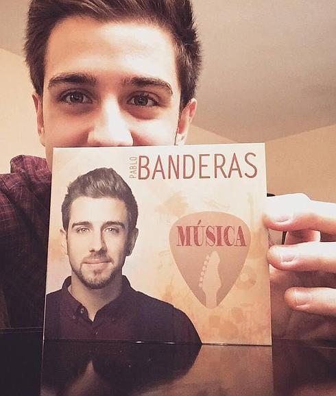 Pablo Banderas mira atrás para tomar impulso