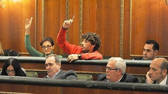La oposición en grandes municipios de Málaga ve sus mociones como papel mojado