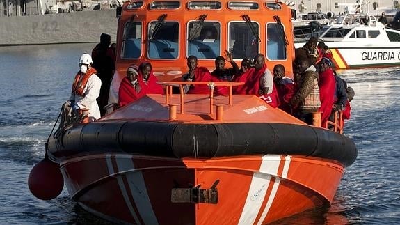 Las corrientes marinas empujan a las pateras hacia Málaga