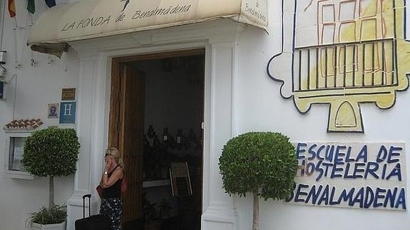 La Junta integra en el SAE a la Escuela de Hostelería La Fonda de Málaga