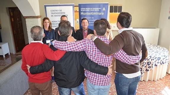 «Piensas que controlas, pero las drogas te alejan de todo y anulan por completo»