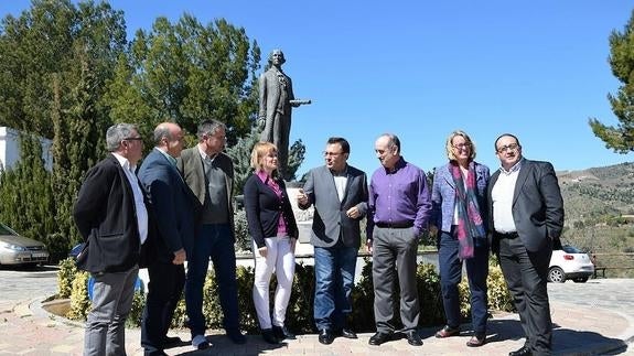 El PSOE propone convertir a Bernardo de Gálvez en eje de la promoción turística de la provincia en Estados Unidos