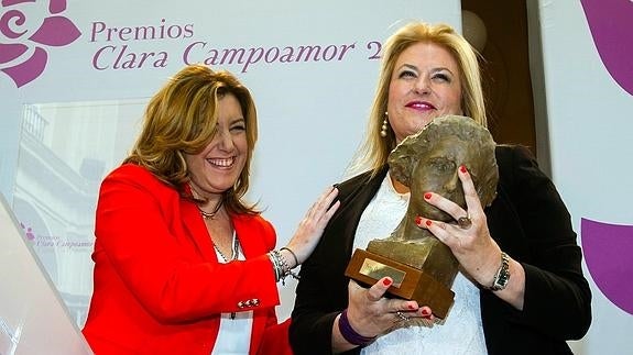 Susana Díaz: "No es verdad que la violencia de género sea inevitable. Ya está bien de minutos de silencio"
