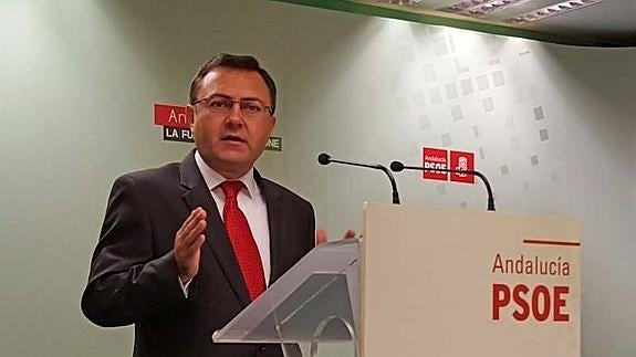 PSOE pide explicaciones a Fomento, al que acusa de "enterrar" el anillo ferroviario de Málaga
