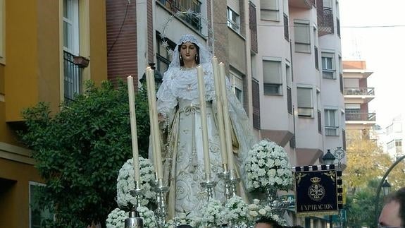 Hoy, traslado de los titulares de las cofradías del Rocío y Salutación