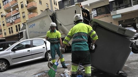 El Ayuntamiento de Málaga reconoce que falló el cálculo para recuperar la ciudad tras la huelga