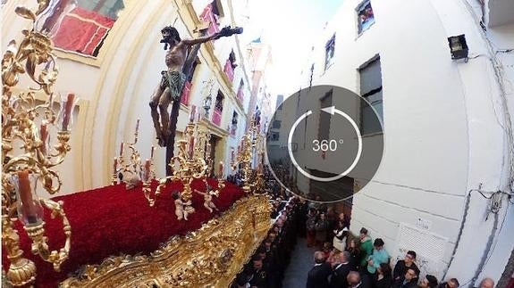 Momentos 360º de la Semana Santa de Málaga 2016: Fotos de la salida del Cristo de la Agonía (Penas)