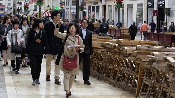 Primer lleno de turistas en la Costa del Sol en una temprana Semana Santa