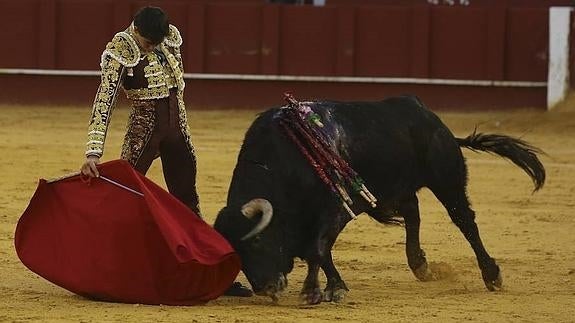Un valeroso Jiménez Fortes firma lo más destacado en una tarde donde falló el toro