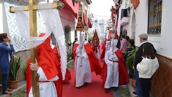 Medio siglo de devoción al Resucitado en Nerja