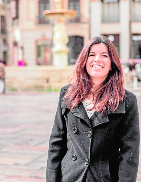 Una estudiante de la UMA, premiada por un proyecto de coche solar