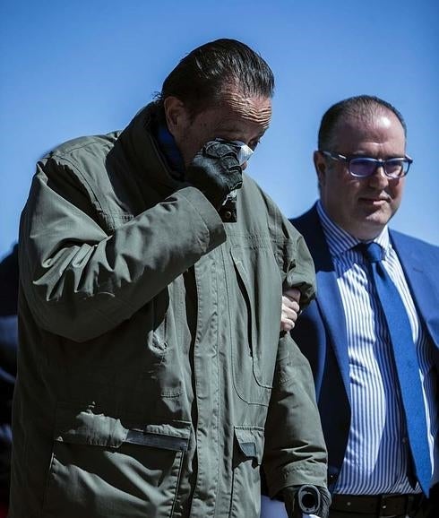 El abogado de Julián Muñoz alega peligro patente para la vida de su cliente si sigue en prisión