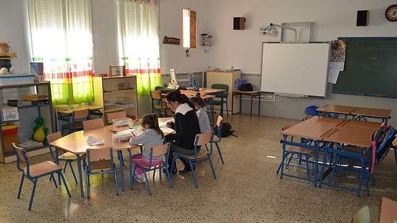 Cartajima ofrece trabajo y vivienda a familias ante el posible cierre de su colegio